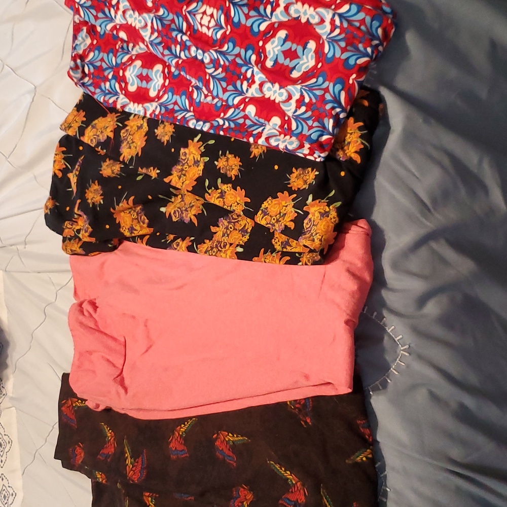 Set of 4 LuLaRoe leggings